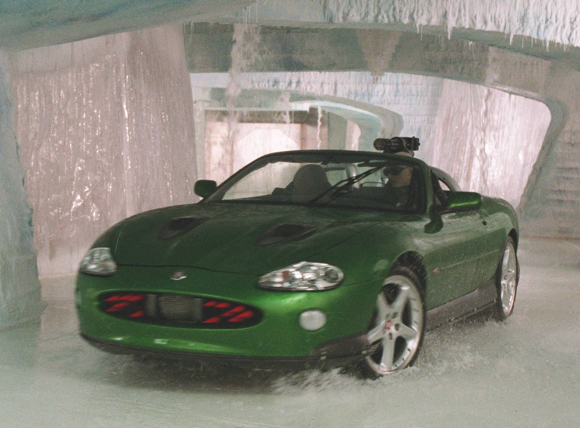 Jaguar XKR | James Bond 007